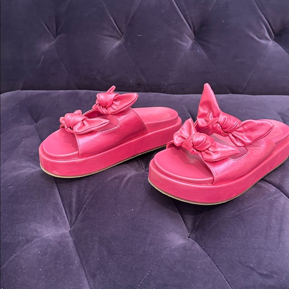 Pink Bow Slide Sandals - Picture 3 of 8